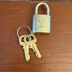 Louis Vuitton #329 Gold-Tone Padlock with Keys